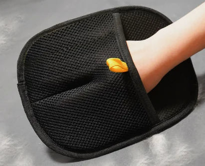 Fur-Free Pet Hair Mitt - Petite Paws: Sasha & Nyla